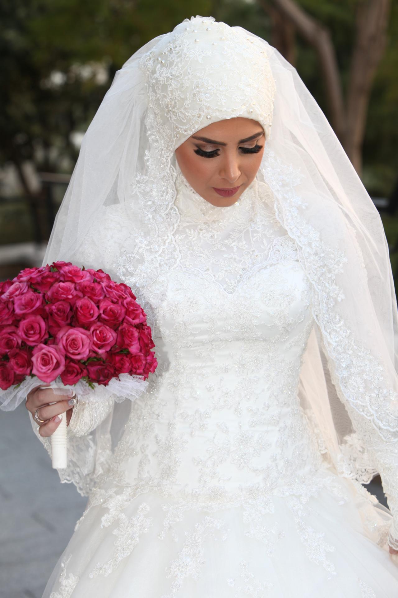 977 8 فساتين عرايس محجبات - كوني اجمل عروسة بهذه الفساتين احلام حواء